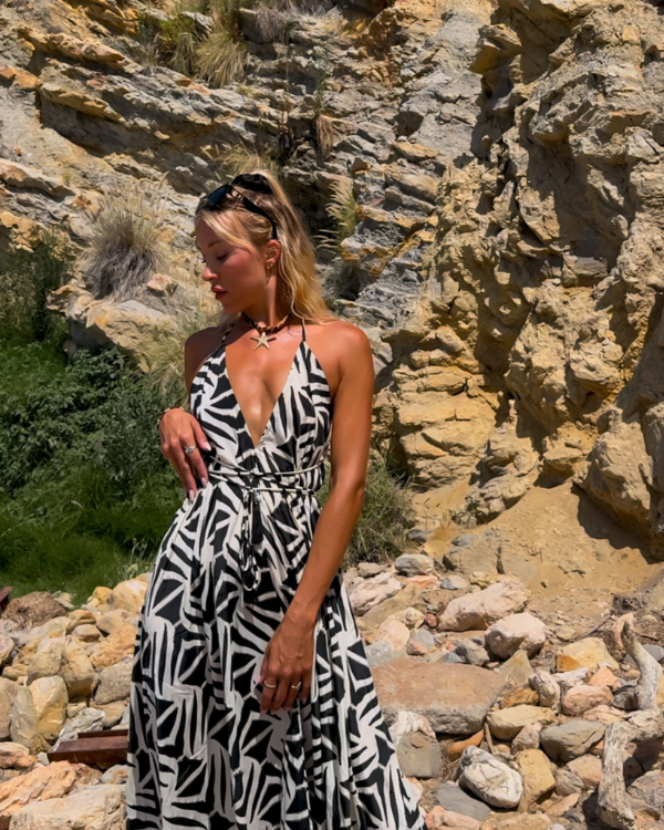 Ibiza Boho Sommerkleid, Strandkleid zum binden - Luftig und leicht 