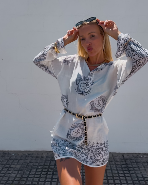 Kurta für Yoga, Meditation & Alltag - Leichtes langes langarm Shirt in weiss 