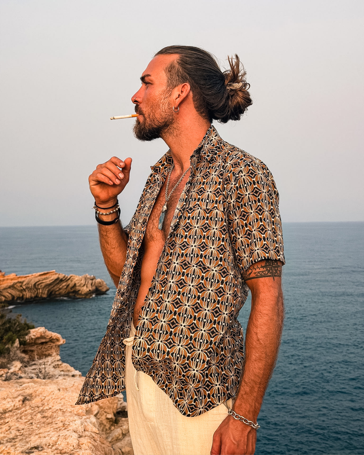 Boho Fashion Herren Hemd Kurzarm mit braunem Muster 