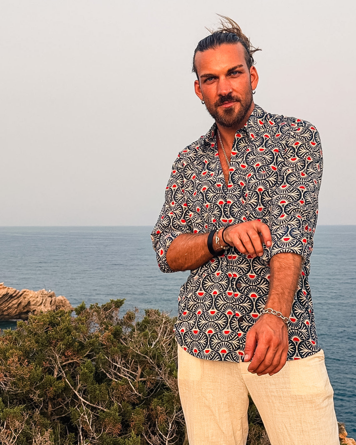 Langarm Herren Hemd mit Muster und roten Punkten | Boho Style Männer Fashion 