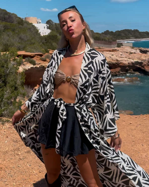 Langer Kimono mit starkem Muster & Glanz - Boho Fashion Kimono