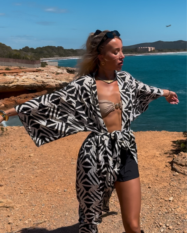 Kimono für Damen im mystischen Boho-Look - Super stillvoller Festival Kimono 