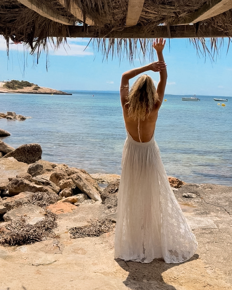 Weisses Boho Maxikleid Damen rückenfrei Ibiza Style