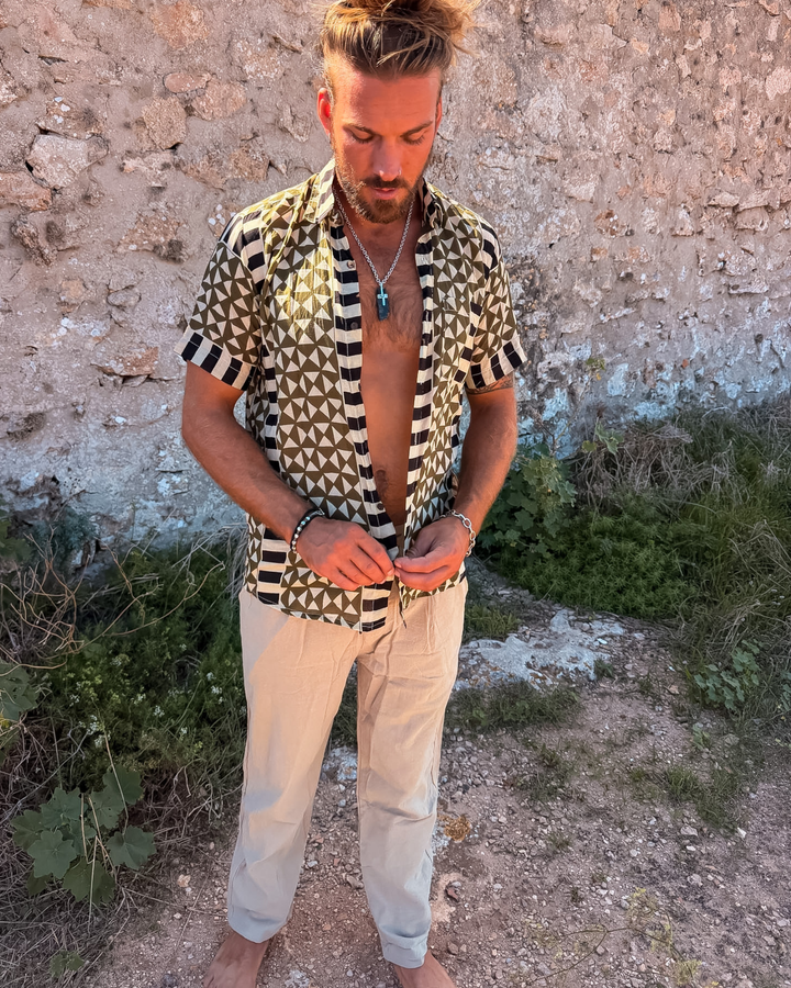 Beige bequeme Leinenhose für Herren mit geradem Bein und verstellbarem Kordelzug