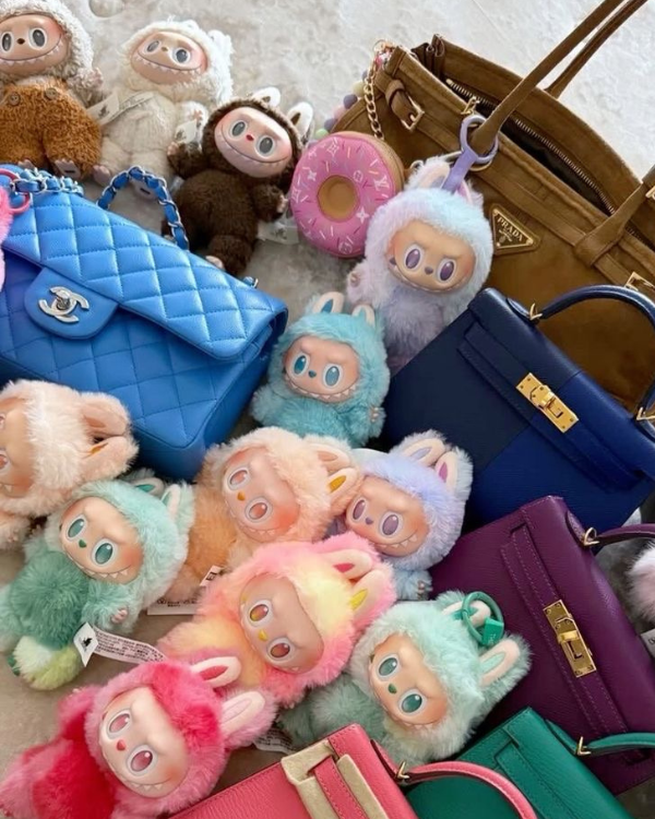 Überraschungs-Taschenanhänger Monster Plüschtier inspiriert von Labubu