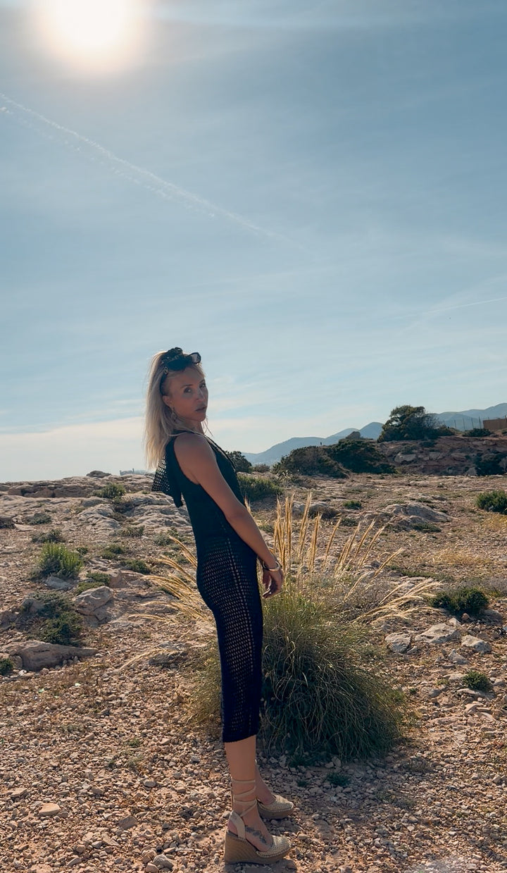 Halb langes Damen Netzkleid mit Kapuze 