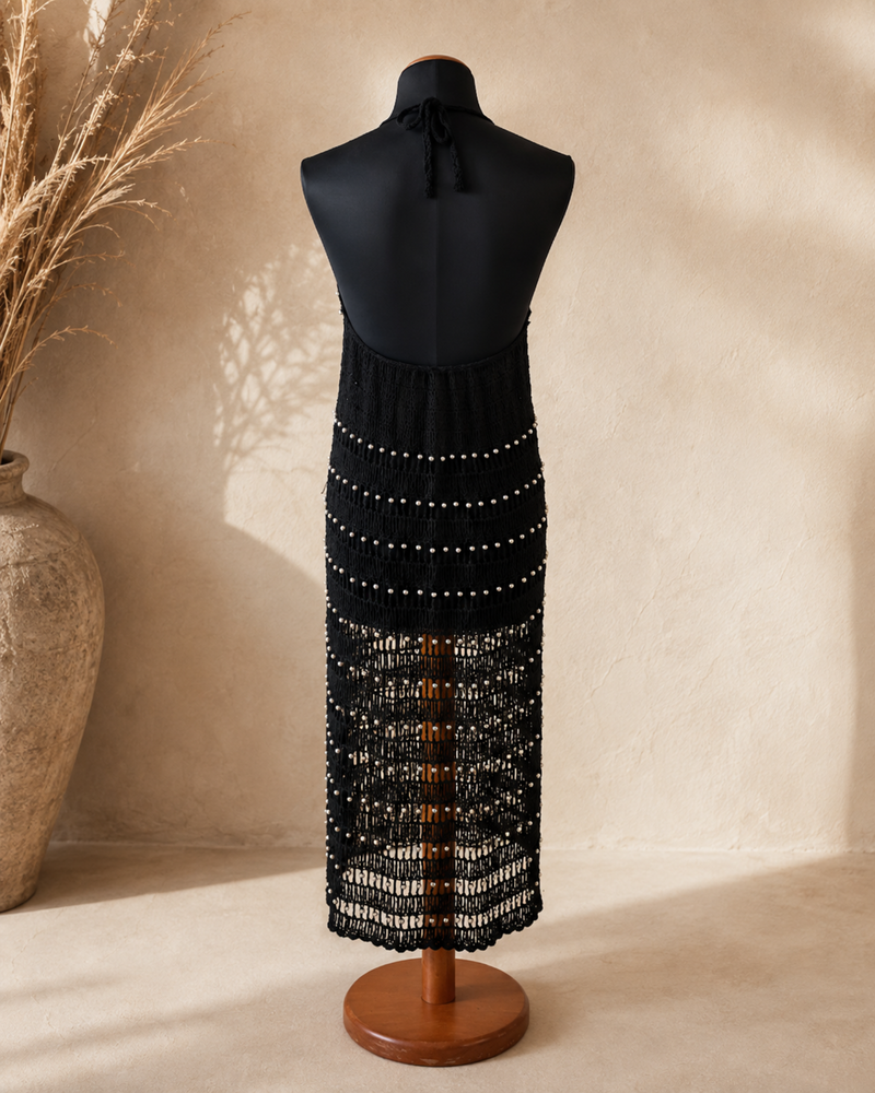 Schwarzes Netzkleid lang mit silberfarbenen Perlen und offenem Rücken | Handgemacht aus Bali 