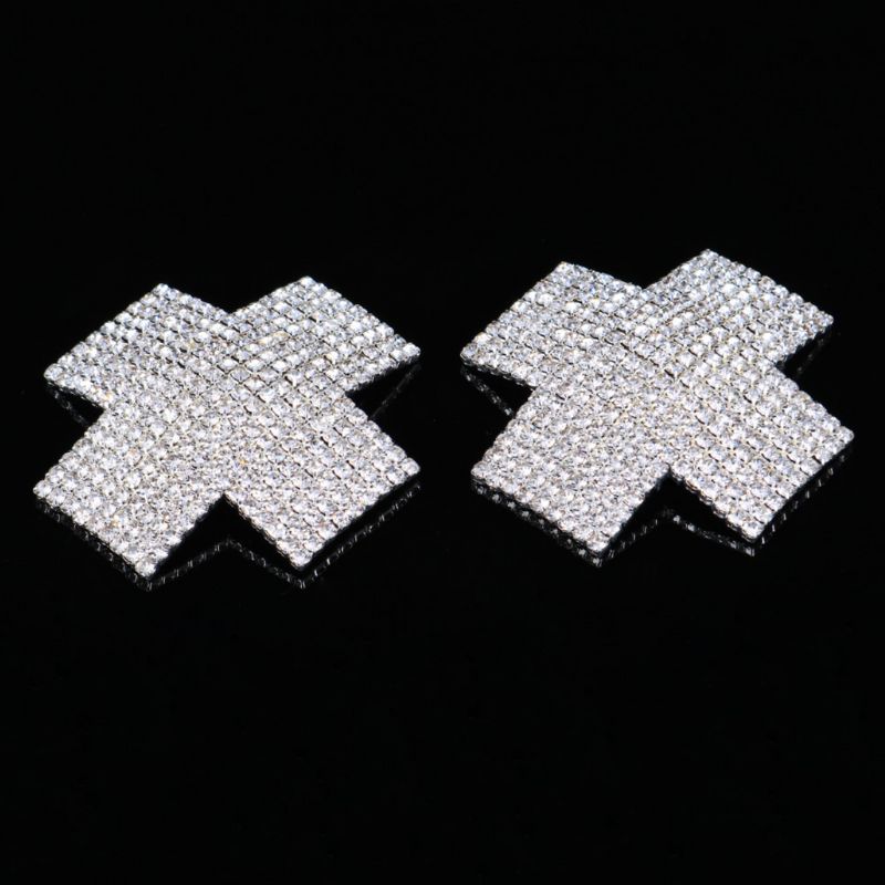 silberne verführerische Nippelpads in Kreuz-X-Form mit funkelnden Strasssteinen