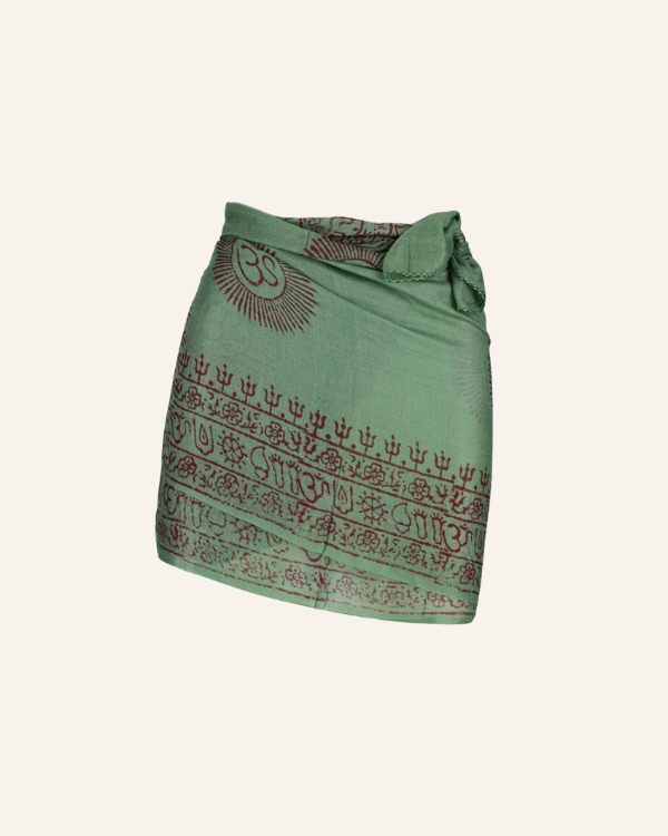 Dunkelgruener Pareo Sarong im Boho Ibiza Look - Spirituelles Tuch mit Om Zeichen 