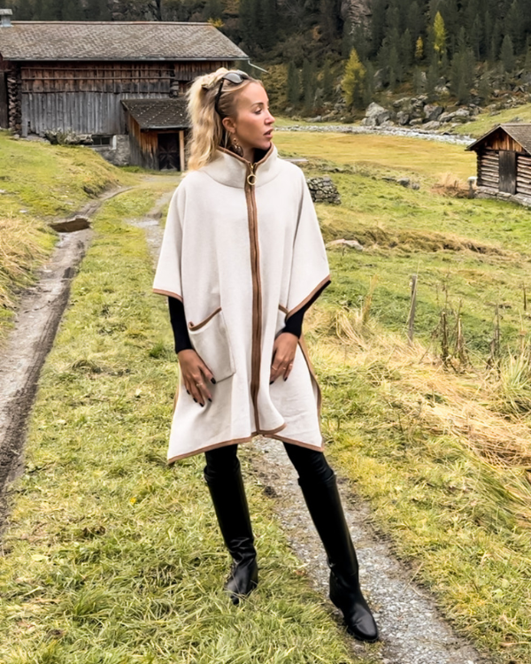 Damen Poncho Cape mit Kragen in beige braun Tönen 