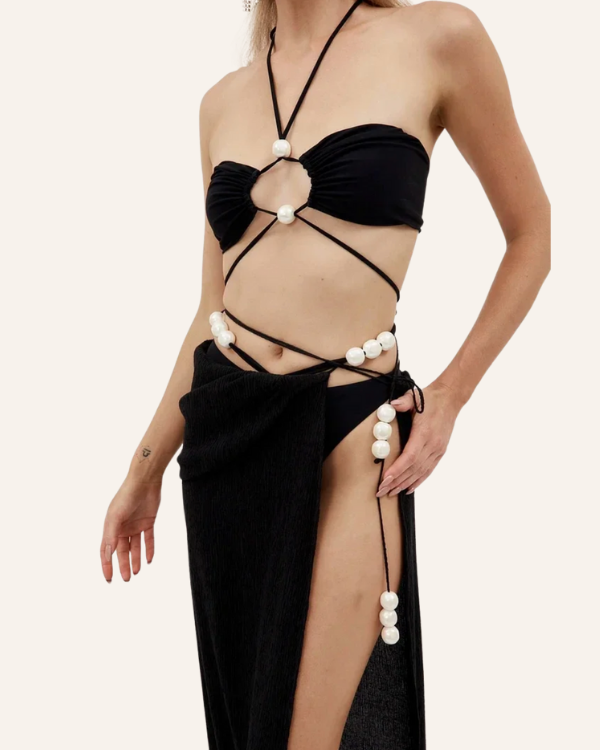 schwarzes Schnürr Bikini mit Bandeau-Top und Sarong
