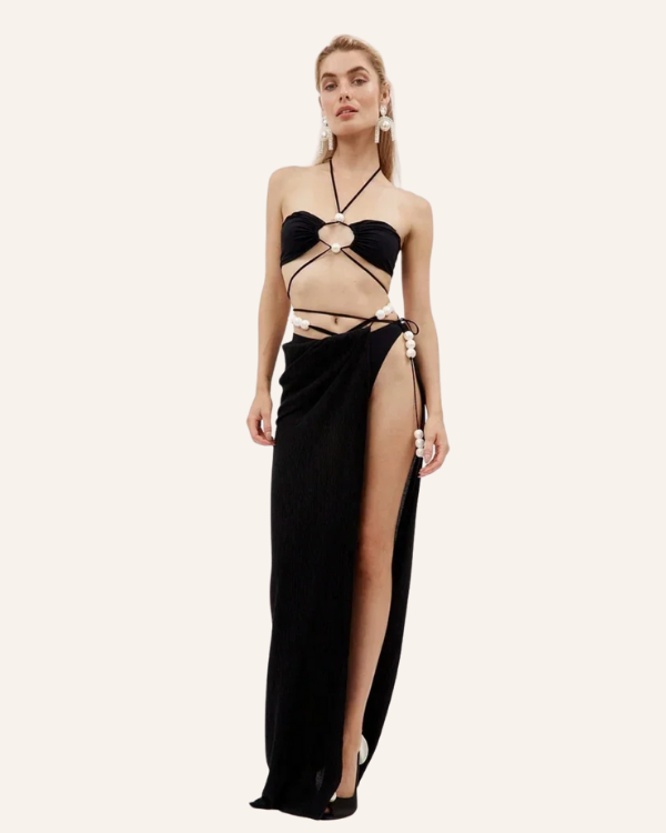 Eleganter Look für Strandpartys- schwarzes Schnürr Bikini Set mit Perlen und langem Rock