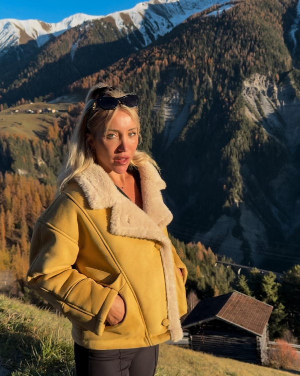 Stylische Shearling Jacke mit Teddyfleece und Kragen 