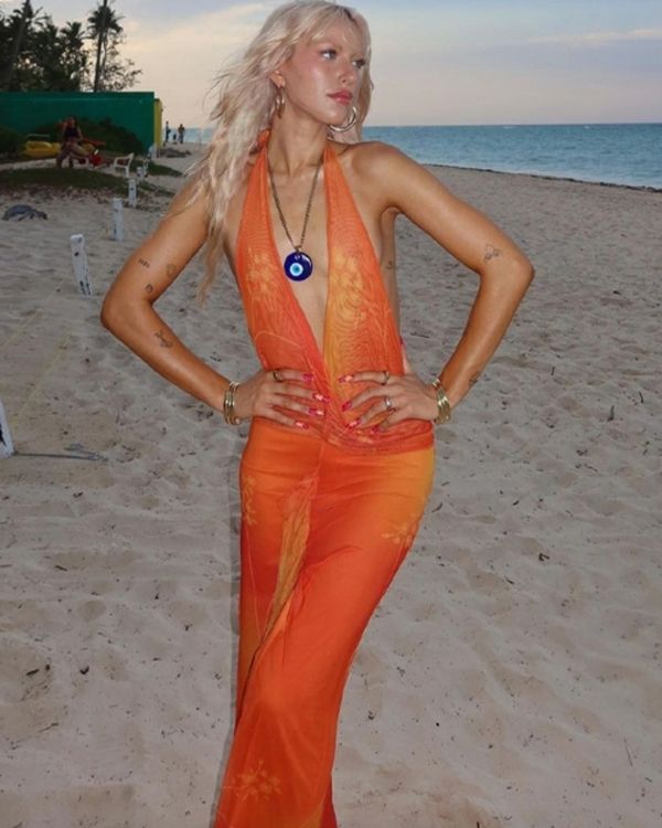 Verführerisches oranges Sommerkleid mit Neckholder - Boho Chic Beach Strandkleid bodenlang 