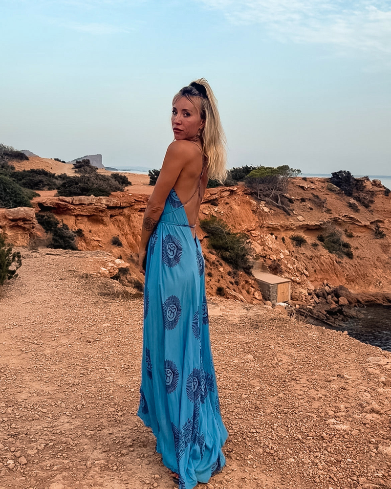 Damen Strandkleid blau | Blaues Om Maxikleid mit offenem Ruecken 