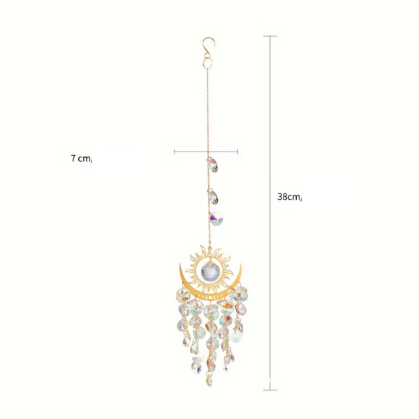 Sonnenfänger Fenster Dekoration aus Kristallsteinen und Mond und Sonnen Symbol. Bringe Farbe in dein Zuhause 