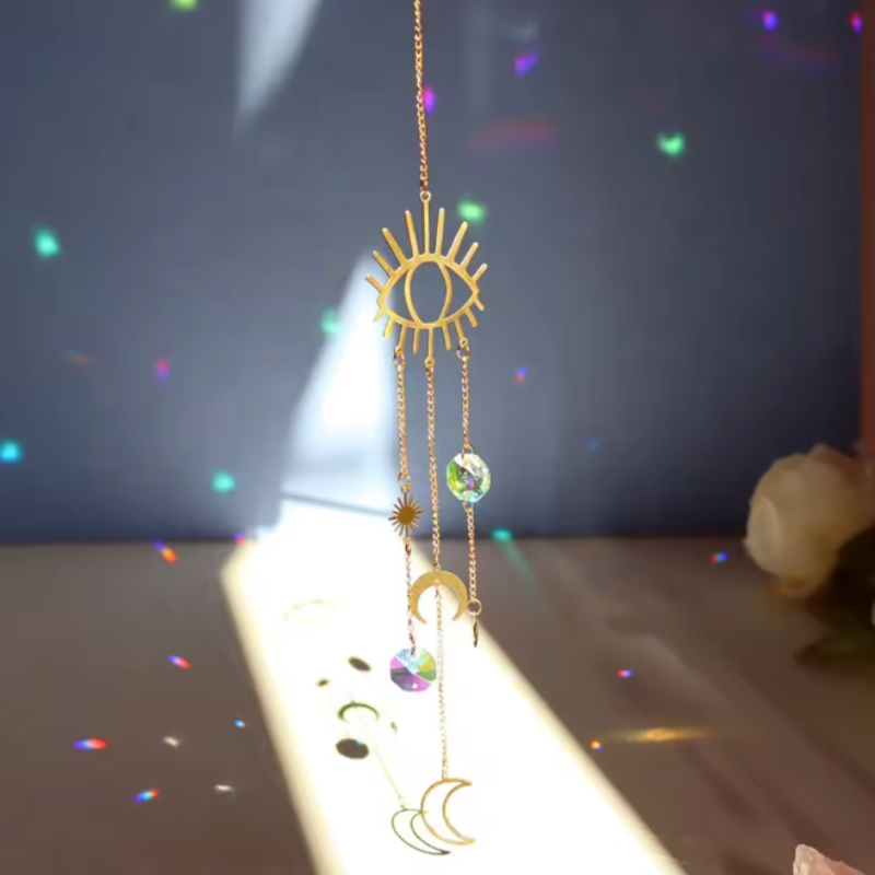 Goldener Suncatcher Auge mit Sonne Mond Sterne