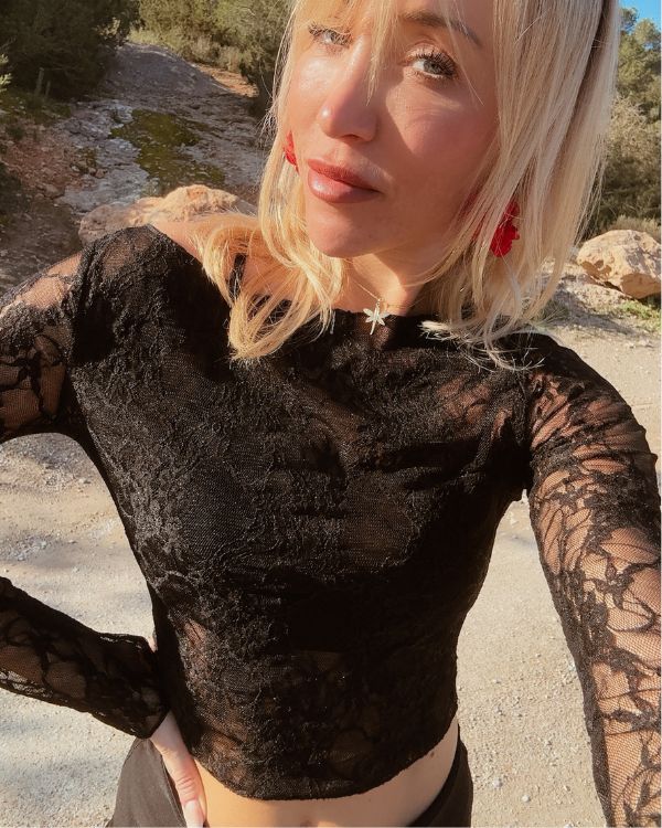 Seethrough Mesh Damen Shirt aus Lace Spitzen Stoff - Pure Eleganz