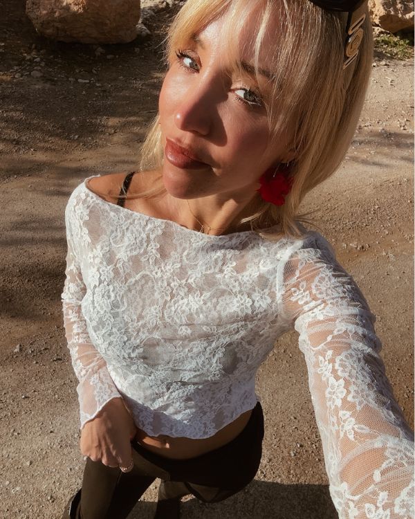 weisses verführerisches Spitzen Damen Shirt mit Floral Blumen Muster 