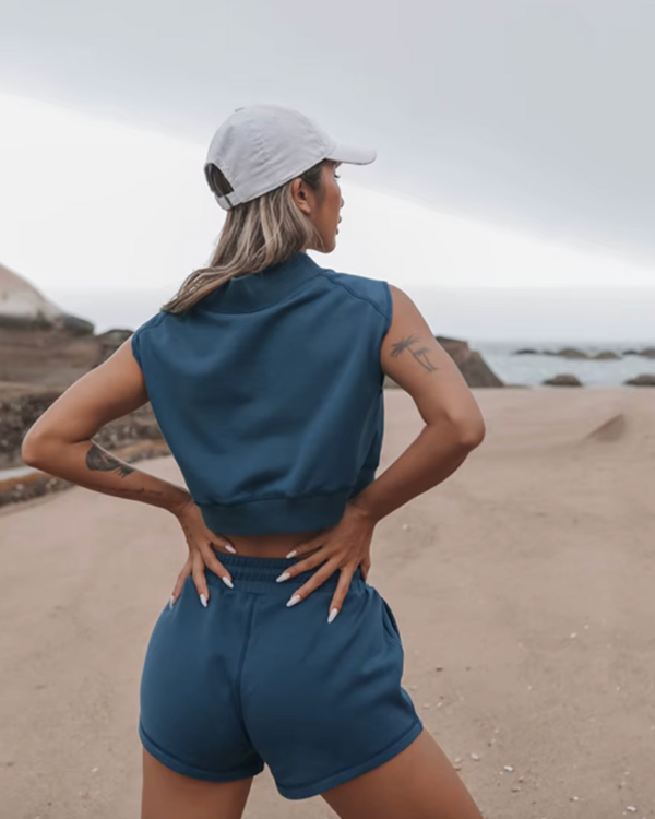 Blaues Damen Yoga Set mit Crop Top und Shorts
