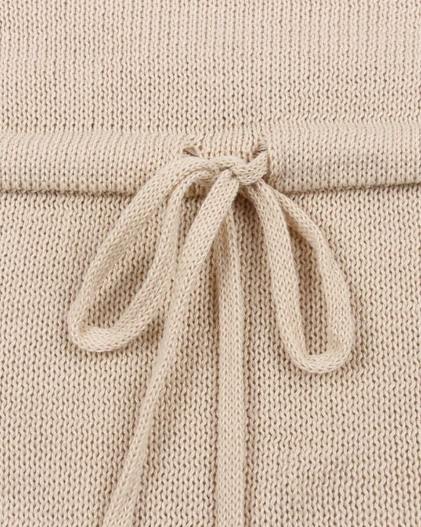 Langes Damen Strickkleid mit Fransen am Ende 