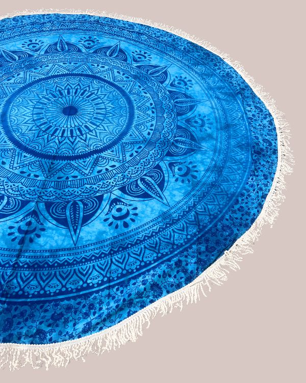 schönes blaues Spirituelles Badetuch Strandtuch mit Mandala Design