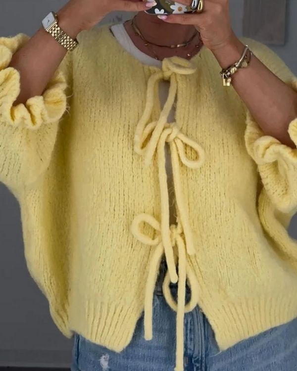 Verspielte Loungewear Strickjacke Cardigan in hellgelb 