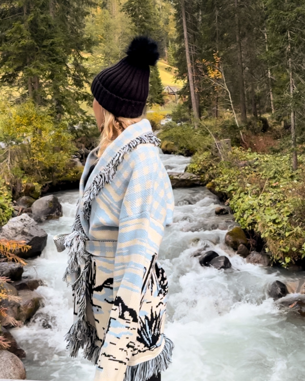 Stillvolle Herbst Winter Damen Strickjacke aus Kaschmir Wolle 