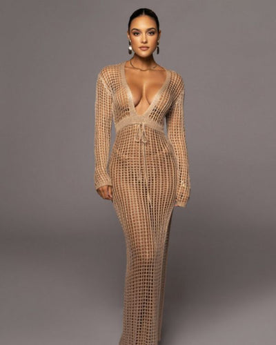 Elegantes langes Grobstrickkleid in Beige mit V-Ausschnitt - Damen Grobstrick Strandkleid 