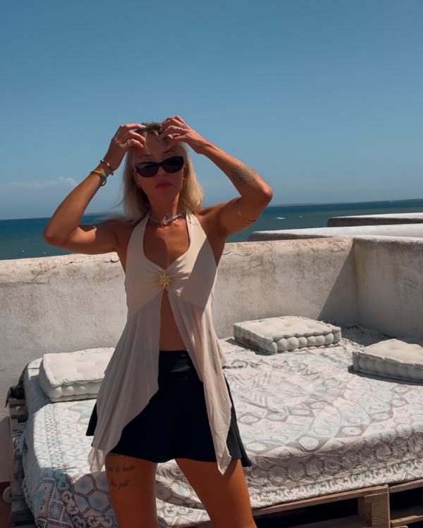 Hellgelbes Sommeroberteil für warme Tage - Romantisches Damen Oberteil mit Sonnen Symbol 