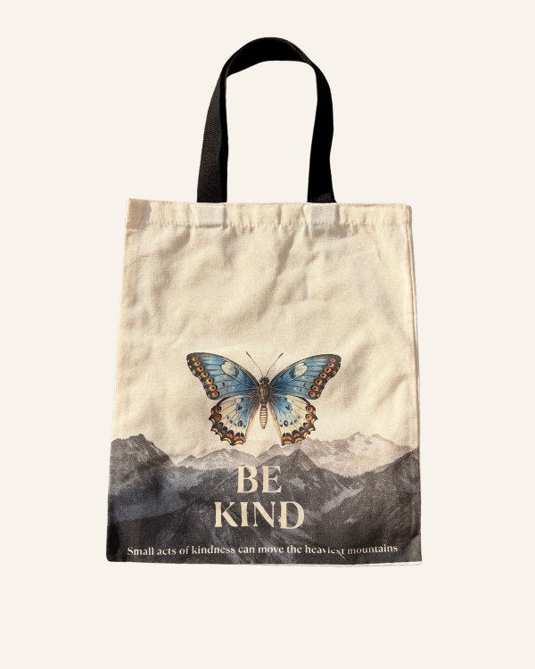 Hochwertige Stofftasche mit Bergmotiv, Schmetterling Symbol und schwarzen Hänkel 