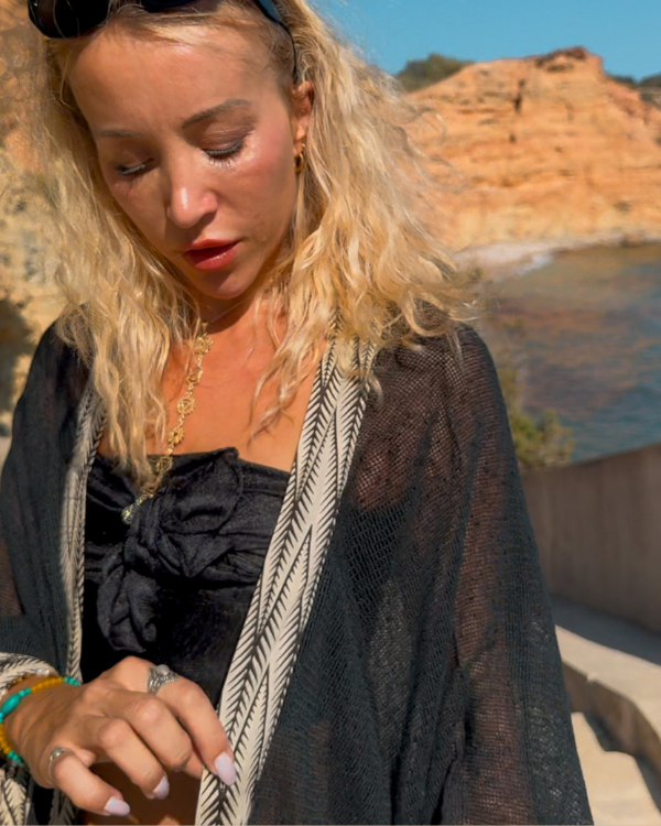 Kimono mit schönem Zierrand 