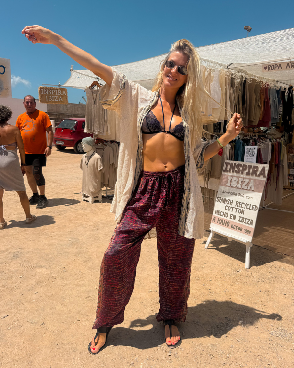 Stillvoller Ibiza Boho Look Kimono aus Netzstoff und mit Zierrand 