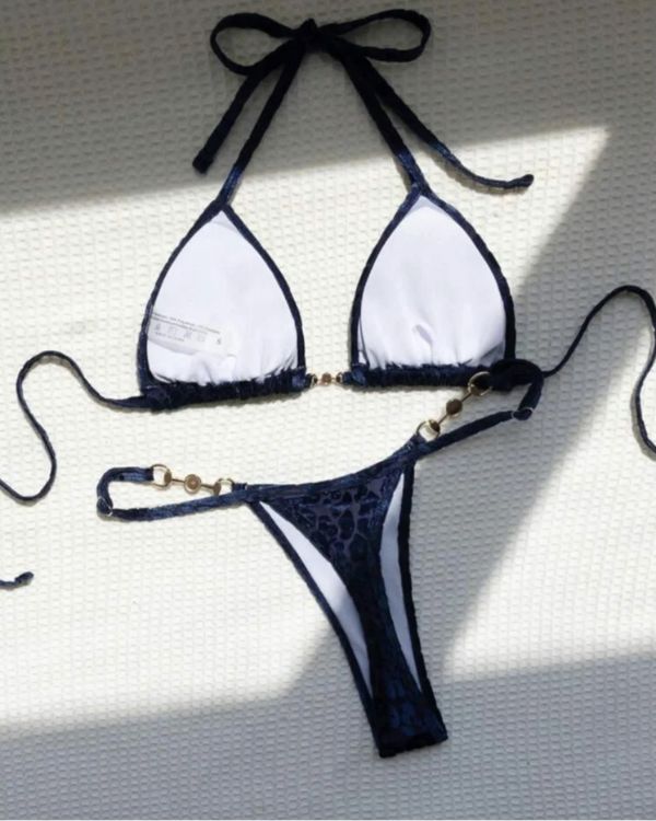 Brazilian Bikini Set aus Triangel und Brazilian Badehose im Leopard Print