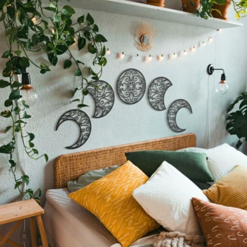 Bohemian Wohndekoration Wandbehang Mondphasen mit Boho Linien Muster 