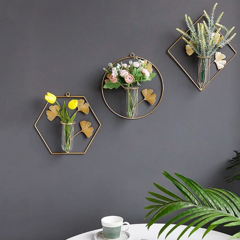 Wandvasen in minimalisten geometrischen Formen - Blumen Wanddekoration in gold 