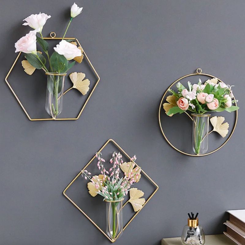 Geometrische Rahmen Formen mit Blumenvase in gold - Wandbehang Blumenvase Blumentopf - Wandtopf 