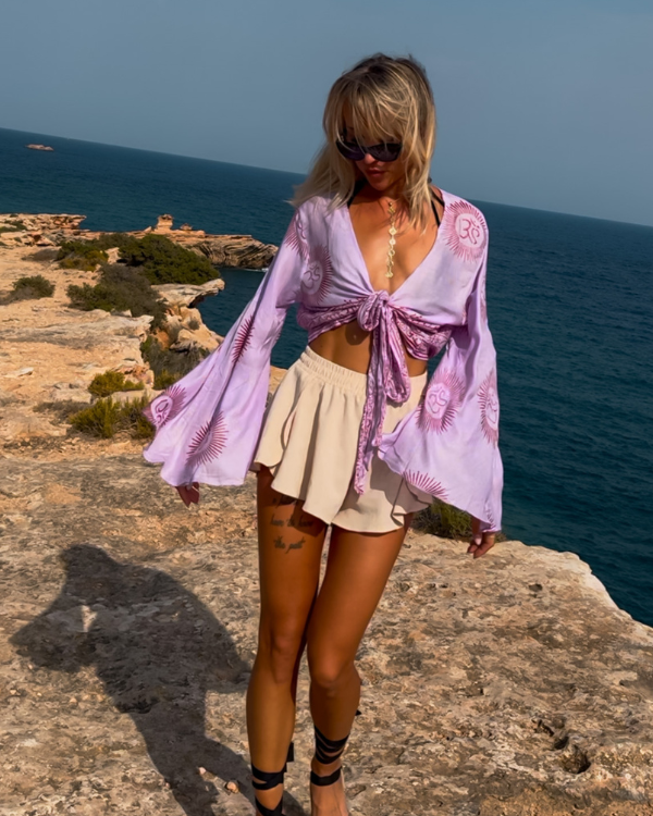 Hippie Style Wickelbluse Flieder mit Om Symbolen