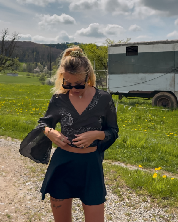 Damen Wickelshirt im Boho-Stil mit spirituellem Print