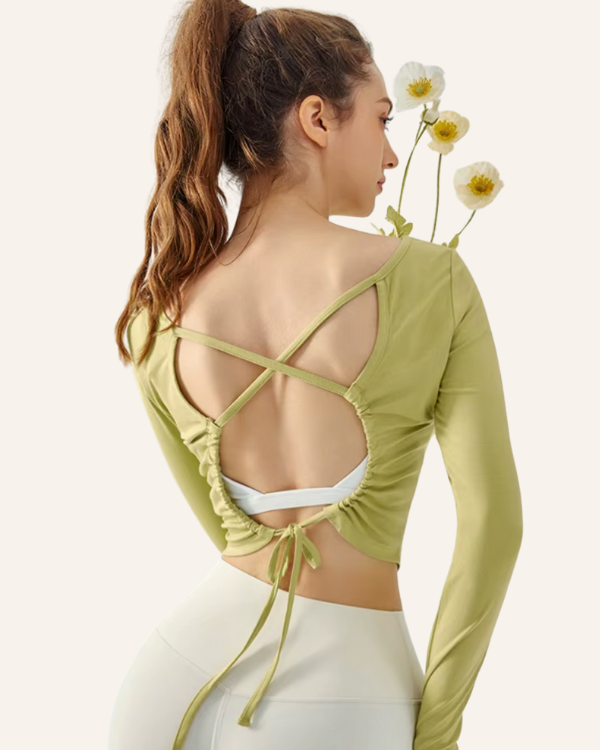 Stylisches hellgrünes Oberteil für Yoga & Gym
