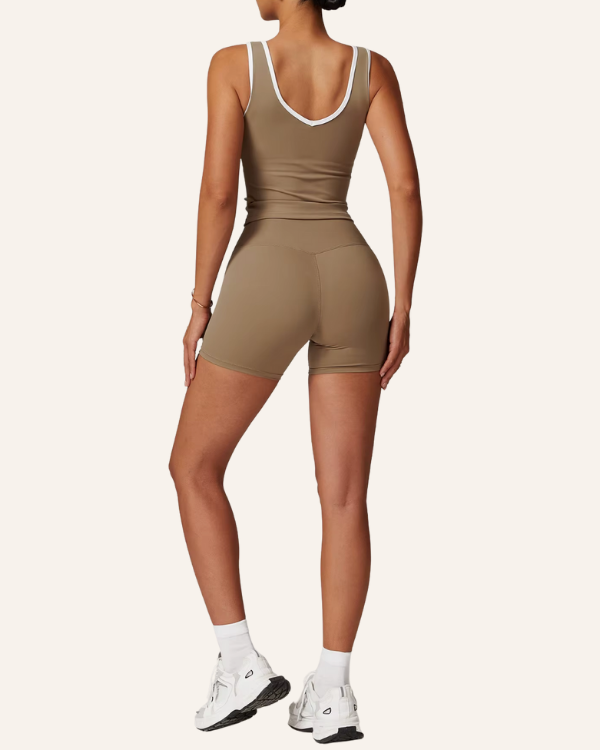 Kurze Leggings mit elastischem Bund und passendem Top - Fitness Zweiteiler Set in braun