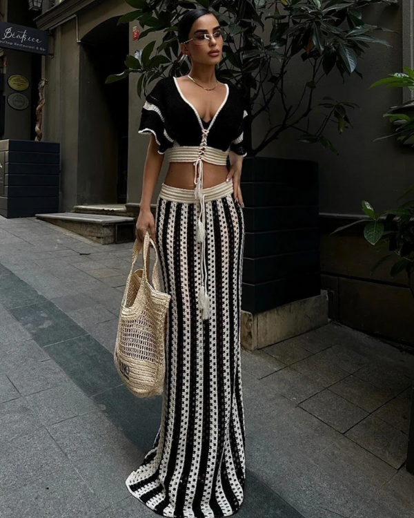 Häkel-Zweiteiler Damen in Schwarz-Weiss - langer Crochet Rock mit passendem Top