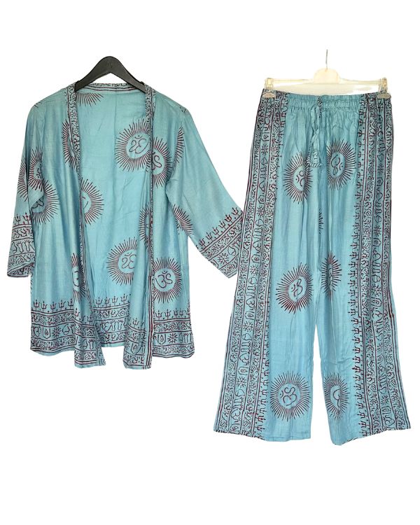 Hochwertiges Rayon Zweiteiler Set im Boho Hippie Style mit Om und Sanskrit Zeichen 