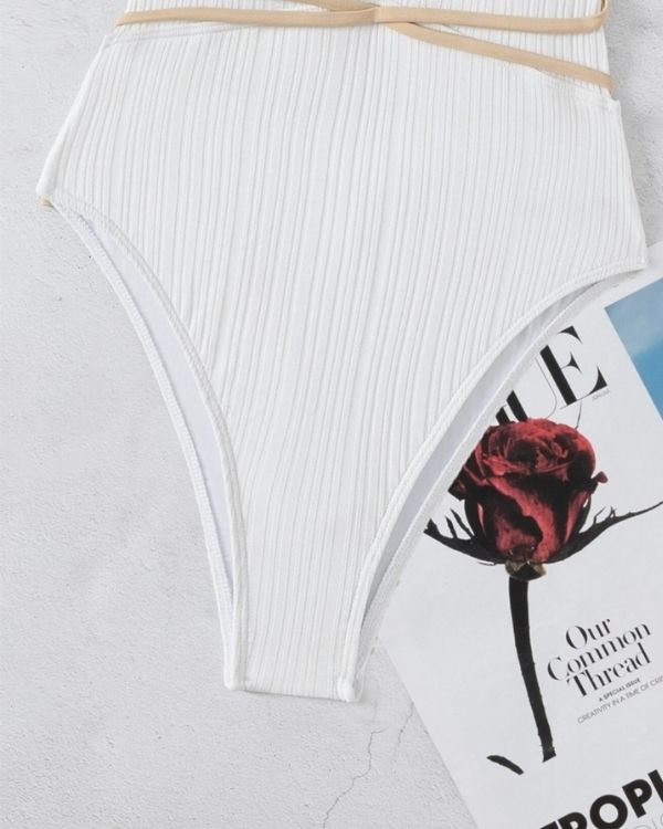 Weisser gerippter Damen Badeanzug Badekleid mit beiger Schnurr - Eleganter und sexy Damen Badeanzug Badekleid Bademode 