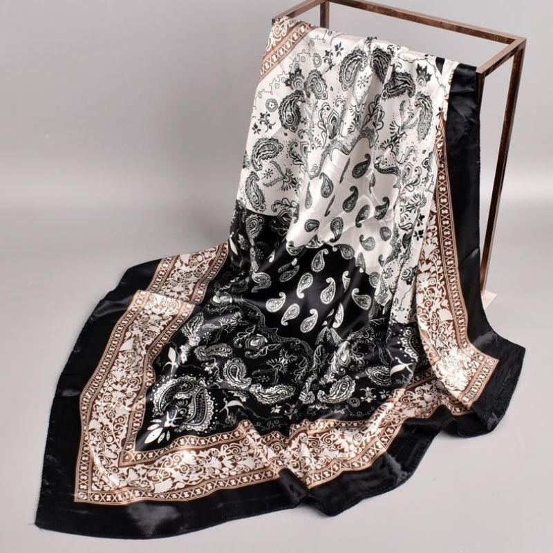 Schwarz Weiss Braunes Bandana Tuch mit Paisley Mustern 