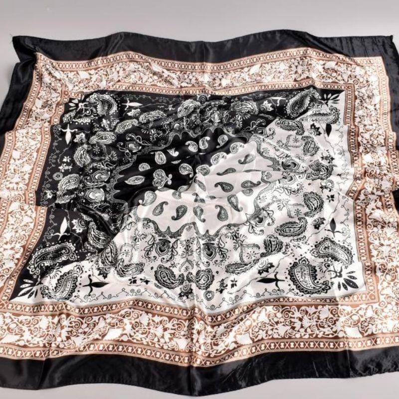 Elegantes quadratisches Bandana Tuch 90 x 90 cm - Paisley Muster Bandana Tuch