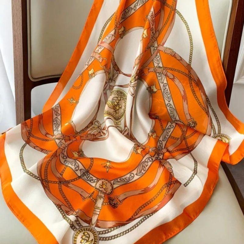 Oranges Seidentuch mit goldenen Ketten Symbolen - Bandana Foulard Tuch im Hermes Style