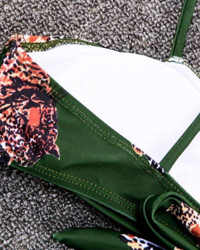 Bikini Bandeau Oberteil gruen mit Tiger 