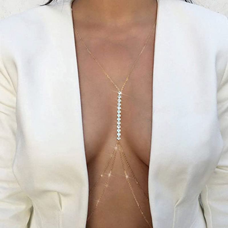 Feine Bauch-Halskette mit Strasssteinen Kristallsteinen zwischen der Brust