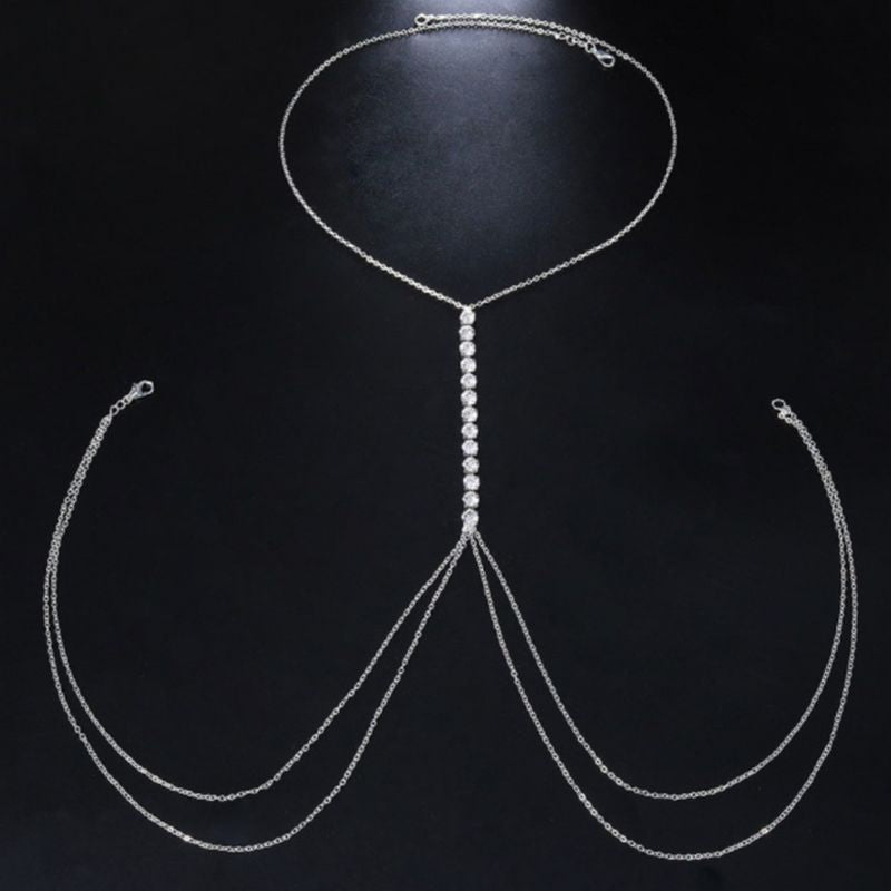 Silberne Bauch-Halskette Koerperschmuck aus feinen Ketten mit Strasssteinen Kristallsteinen in der Mitte der Brust 